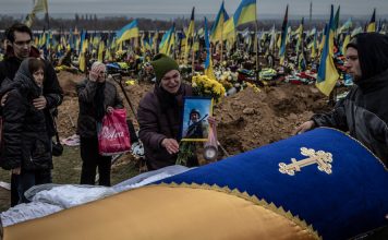 Anche se le sfide aumentano, gli europei restano attaccati all’Ucraina