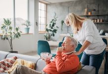 Come lo zucchero e lo stile di vita sedentario influiscono sugli uomini rispetto alle donne