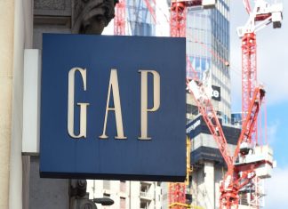 Gap lascia la strada principale come punti vendita privilegiati lasciati bloccati dalla rivoluzione del commercio al dettaglio ad alta velocita